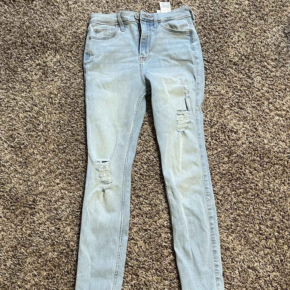 Hollister jeans
